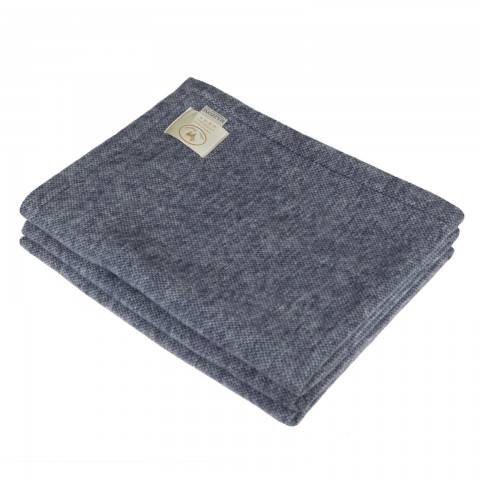 Livia- Cashmere and Wool blanket